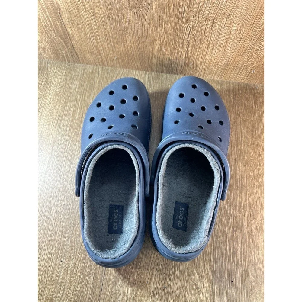 Crocs Dual Comfort Navy Faux Fur Lined Slip On Clogs Sandals Men 10 Woman 12